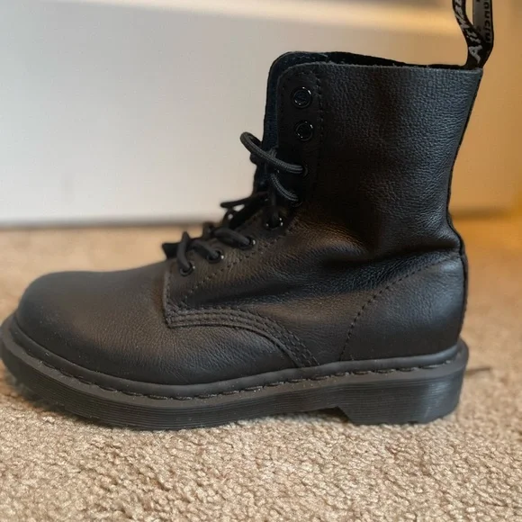 Dr. Martens Black Pascal Mono Boots women size 7 - Picture 3 of 10